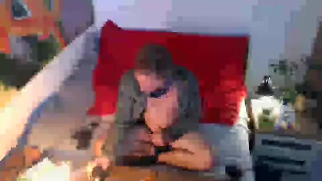 EdelHolz91 online show from 10/02/25, 02:57