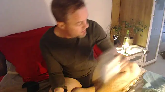 EdelHolz91 online show from 03/09/26, 03:16