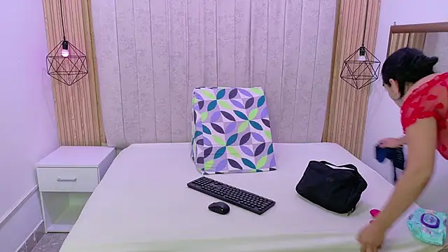 Kity spiderr online show from 10/29/25, 01:13