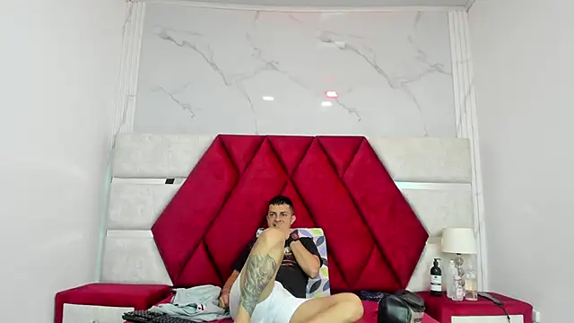 Kity spiderr online show from 02/24/26, 12:25