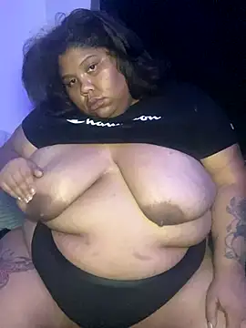 Snapshot of BlaxicanaMami chatting on 09/17/25, 06:26 BlaxicanaMami online show from 09/17/25, 06:26