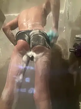 Snapshot of Efrain6996 chatting on 03/20/26, 06:51 Efrain6996 online show from 03/20/26, 06:51