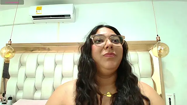 TiffantyAndStacy online show from 01/17/26, 08:01