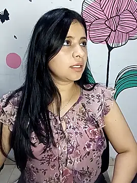 ValerieLove  online show from 10/10/25, 08:52