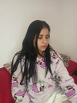 ValerieLove  online show from 11/29/25, 06:49