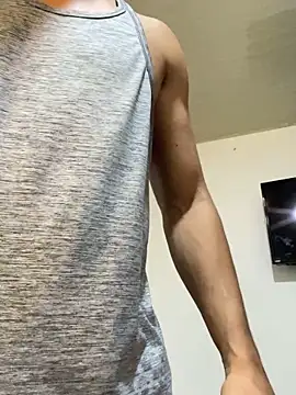 Snapshot of Smith_Fitness chatting on 05/10/26, 02:11 Smith Fitness online show from 05/10/26, 02:11