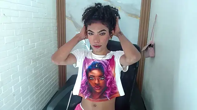 Penelopee Rouse online show from 10/10/25, 07:35