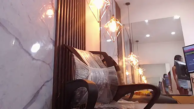 Penelopee Rouse online show from 03/13/26, 07:31