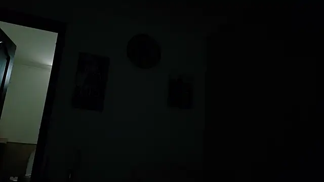 Snapshot of MoniqueMulberry chatting on 10/27/25, 04:00 MoniqueMulberry online show from 10/27/25, 04:00