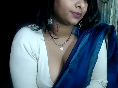 Snapshot of DearKimmi chatting on 12/24/24, 08:27 DearKimmi online show from 12/24/24, 08:27