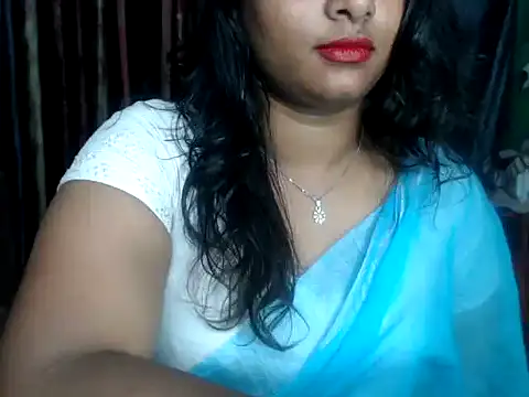 Snapshot of DearKimmi chatting on 02/08/25, 11:02 DearKimmi online show from 02/08/25, 11:02