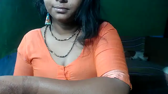 Snapshot of DearKimmi chatting on 03/05/25, 05:18 DearKimmi online show from 03/05/25, 05:18