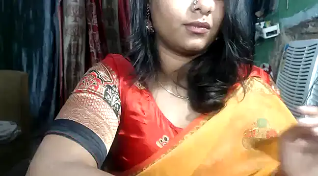 Snapshot of DearKimmi chatting on 03/18/25, 05:10 DearKimmi online show from 03/18/25, 05:10