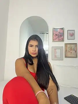 Snapshot of Paulaboterom chatting on 06/19/26, 04:44 Paulaboterom online show from 06/19/26, 04:44