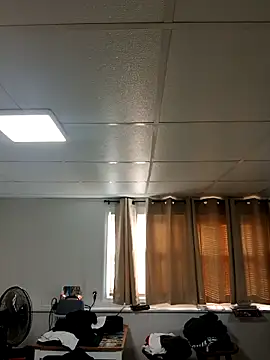 tripping385 online show from 04/20/26, 09:49