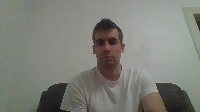 Snapshot of JulioIsHere4you chatting on 11/08/25, 09:13 JulioIsHere4you online show from 11/08/25, 09:13