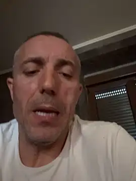 ruberofre online show from 10/16/25, 01:45