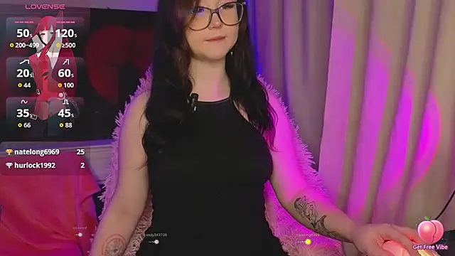 Snapshot of hornyprincess19 chatting on 09/15/25, 02:22 hornyprincess19 online show from 09/15/25, 02:22