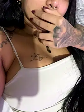 danilyns online show from 10/04/25, 03:15