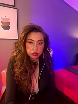 Samantha Milf   online show from 09/25/25, 07:50