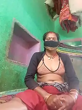 CUTE-004 online show from 04/12/26, 08:41