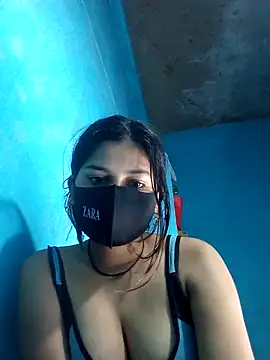 Snapshot of Janvi_Jaitly chatting on 09/12/25, 12:55 Janvi Jaitly online show from 09/12/25, 12:55