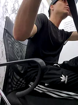 StevenHumps online show from 09/25/25, 05:44