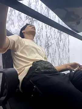 StevenHumps online show from 11/11/25, 06:24