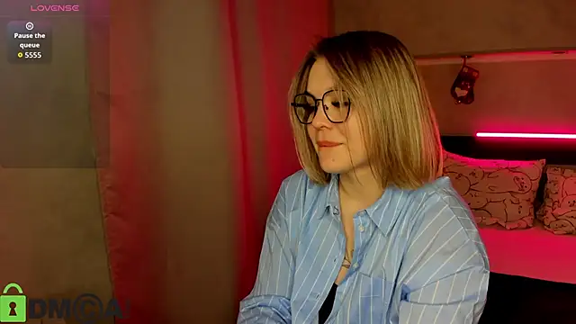 Jerry-Hall online show from 12/03/25, 01:13