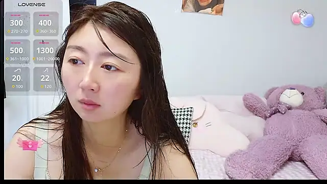Snapshot of Diva_VVN chatting on 07/13/26, 12:35 Diva VVN online show from 07/13/26, 12:35