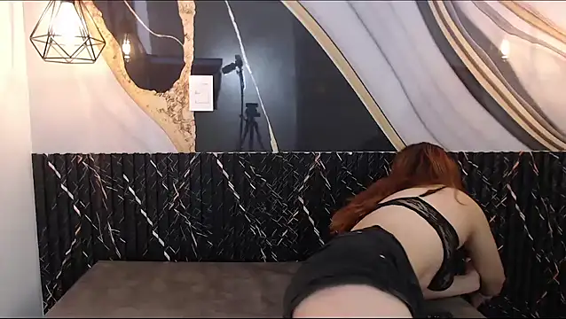 PilarArias online show from 11/22/25, 12:48