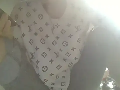 Bee hunter online show from 09/22/25, 02:35