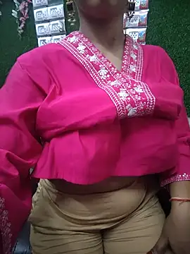 Snapshot of your_favourite_bhabhi chatting on 07/23/26, 09:40 your favourite bhabhi online show from 07/23/26, 09:40
