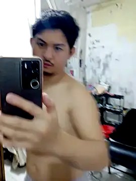 Snapshot of cuteipinoy chatting on 10/18/25, 08:37 cuteipinoy online show from 10/18/25, 08:37