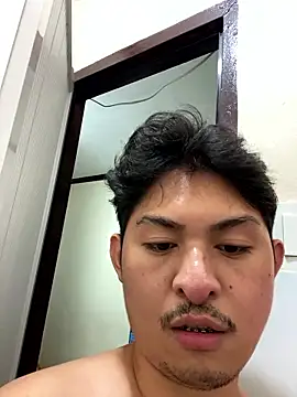 Snapshot of cuteipinoy chatting on 01/16/26, 02:43 cuteipinoy online show from 01/16/26, 02:43