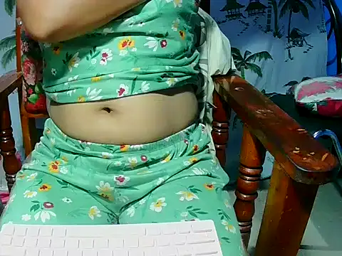 Snapshot of Wild_kat89 chatting on 10/01/25, 04:29 Wild kat89 online show from 10/01/25, 04:29