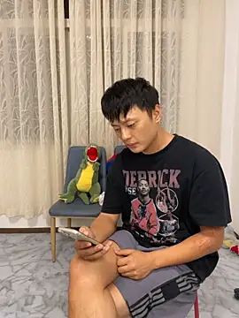 Acuteman online show from 10/13/25, 04:40