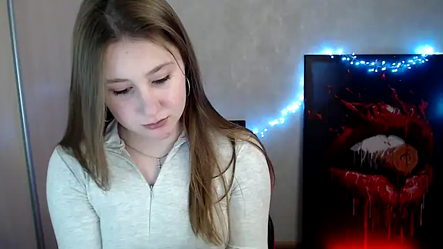 Milka kamila online show from 04/09/26, 12:43