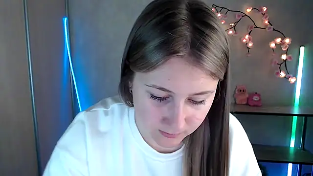 Snapshot of Milka_kamila chatting on 05/30/26, 12:02 Milka kamila online show from 05/30/26, 12:02