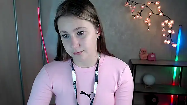 Snapshot of Milka_kamila chatting on 06/02/26, 12:18 Milka kamila online show from 06/02/26, 12:18