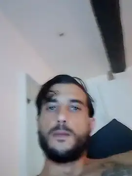 Snapshot of BogossFrench chatting on 10/09/25, 10:52 BogossFrench online show from 10/09/25, 10:52