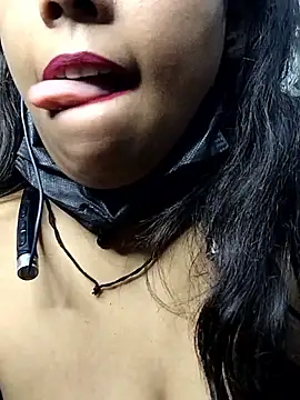 aliyaa9900 online show from 11/09/25, 07:23