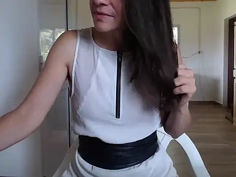 Missforever online show from 11/14/25, 03:22