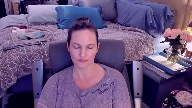 ninajaymes online show from 01/24/25, 07:07