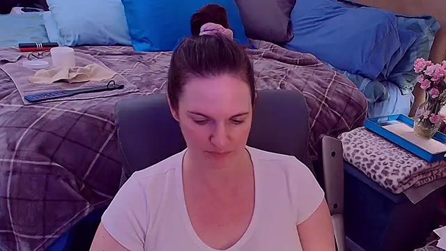 ninajaymes online show from 09/18/25, 08:55