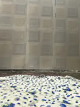 miss moonikaa online show from 01/13/26, 09:36