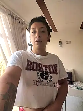 Coralaine 96 online show from 09/17/25, 12:18