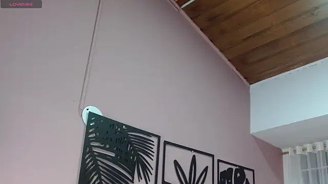 amara rousse1 online show from 04/24/26, 12:51