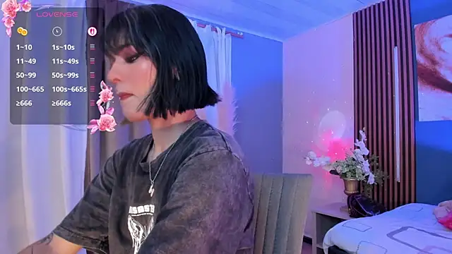 Snapshot of La_Diabla_111_ chatting on 02/21/26, 08:54 La Diabla 111 online show from 02/21/26, 08:54