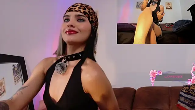 Snapshot of La_Diabla_111_ chatting on 05/22/26, 01:39 La Diabla 111 online show from 05/22/26, 01:39